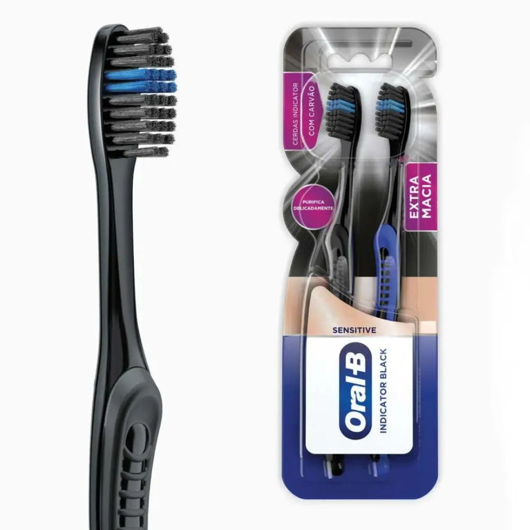 Escova de Dente Oral B Indicator Black Sensitive com Carvão 2 unidades